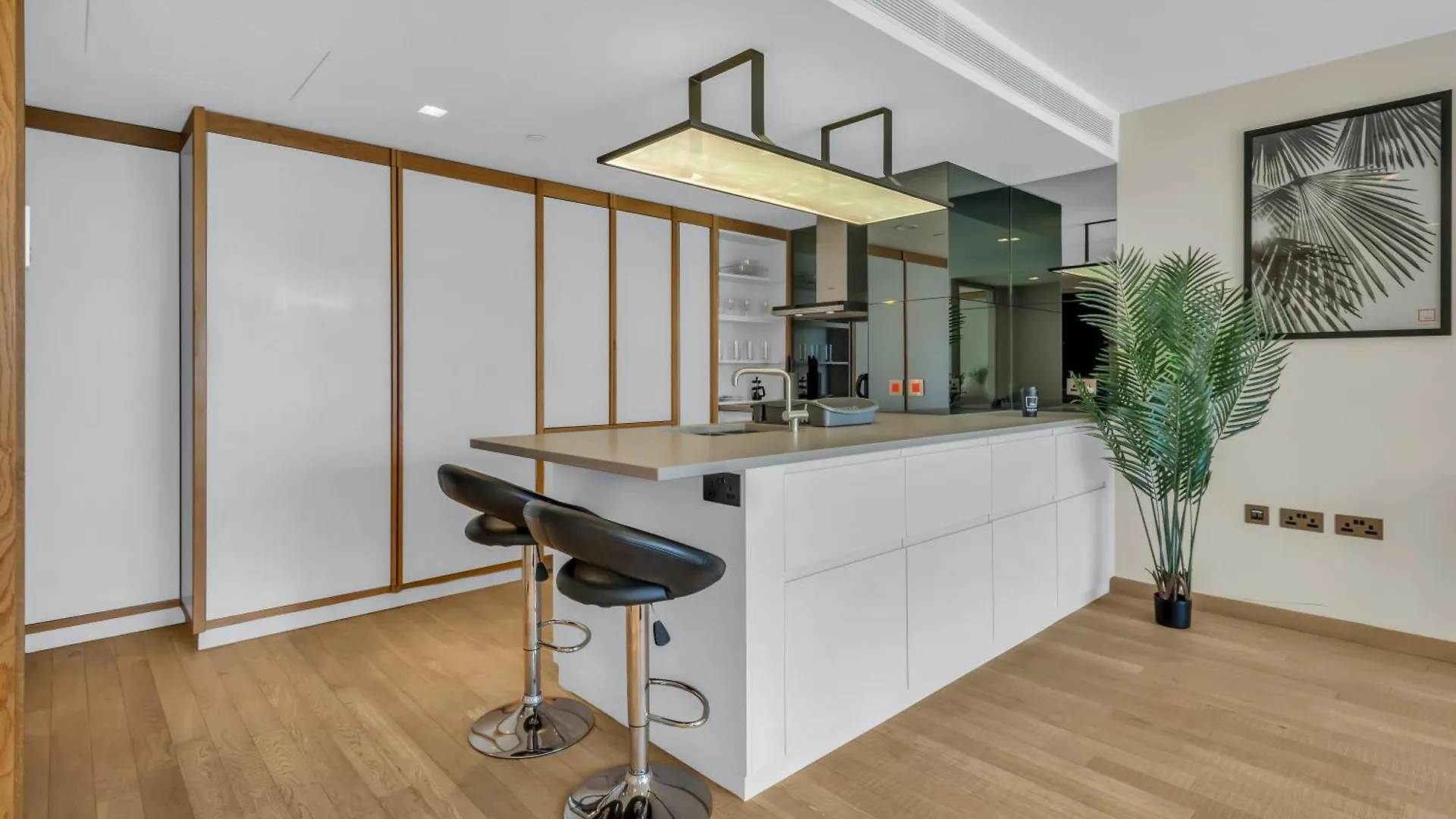 Mysquare One Bedroom Serviced Apartment In Stratford London United Kingdom